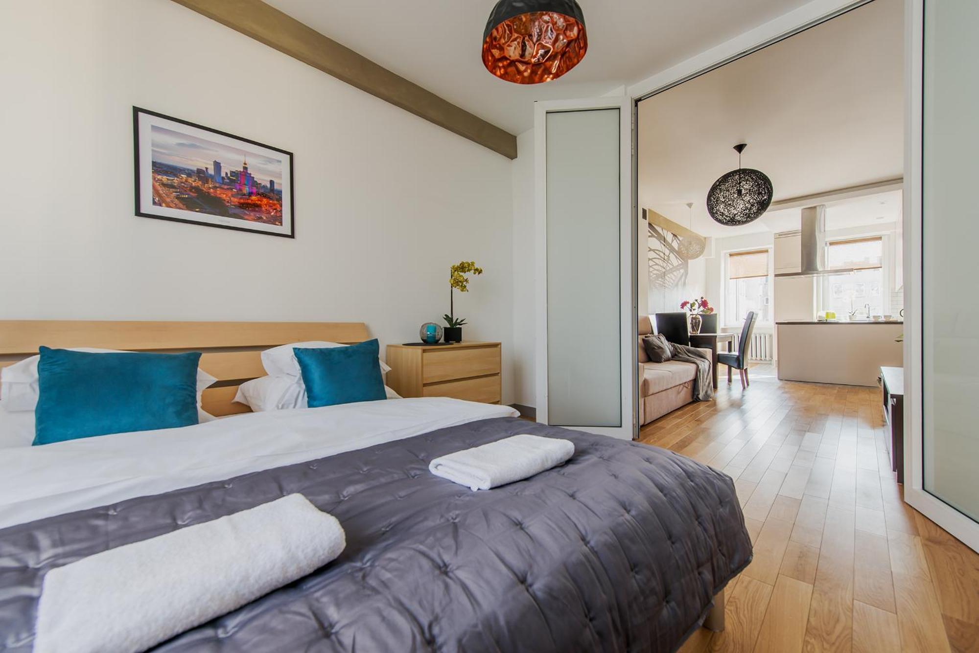 Chmielna Street - Station Apartament